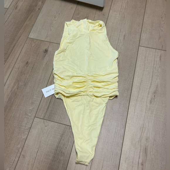 Riot Swim Jace One Piece - Picture 4 of 5